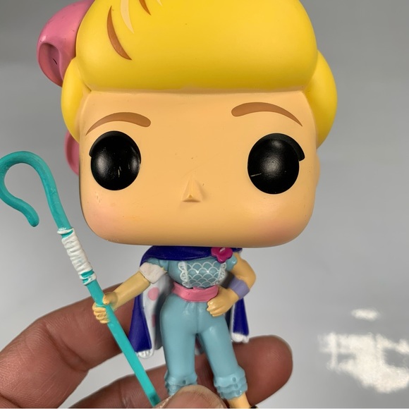Funko POP Vinyl Figure from Toy Story4- Little Bo Peep #524 - Picture 3 of 6